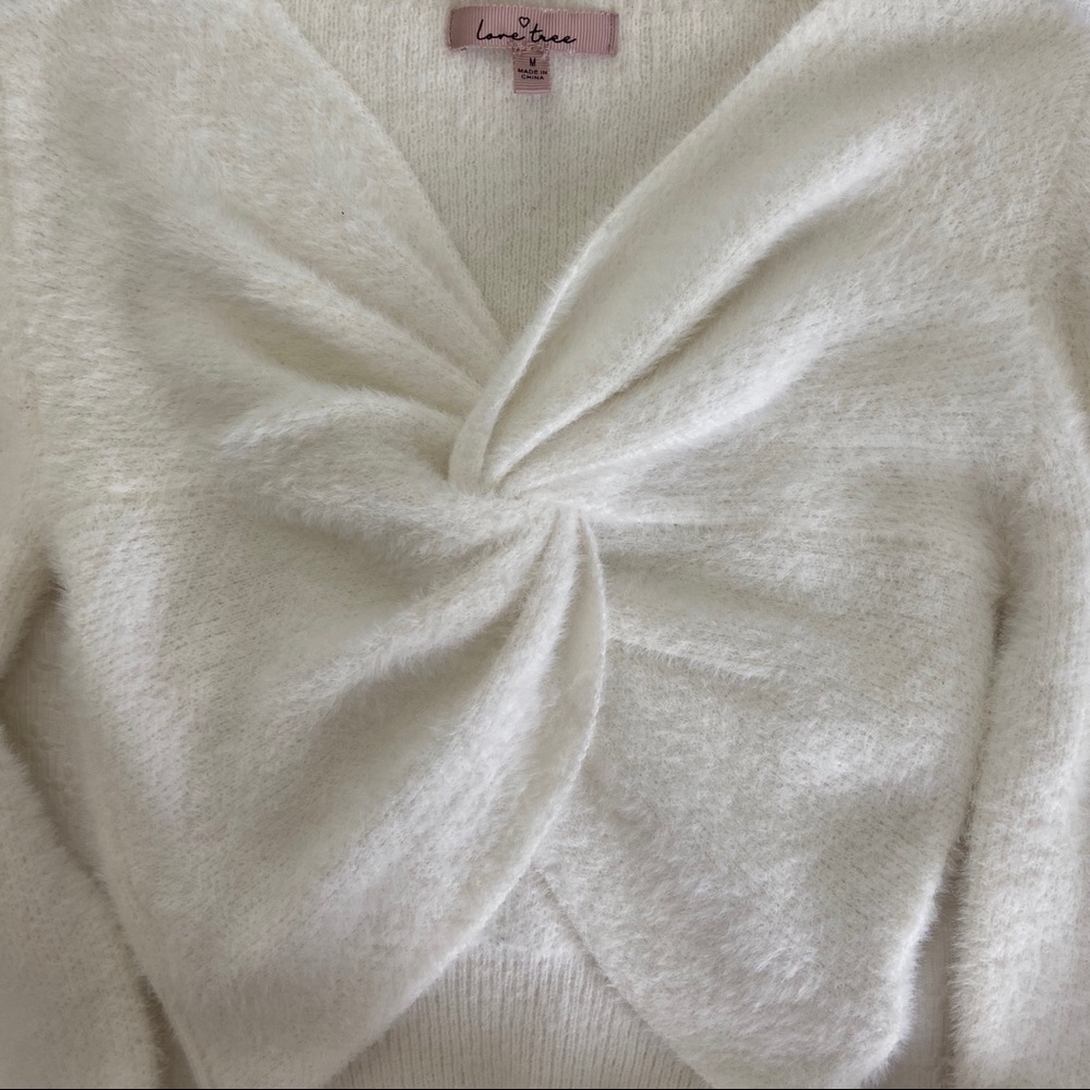 Fuzzy front twist sweater - Picture 2 of 3